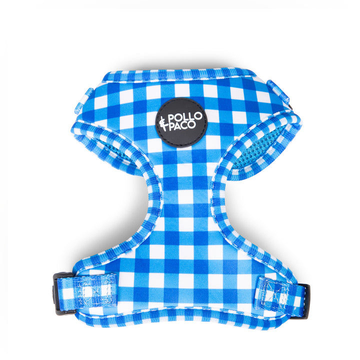 imagen de la parte frontal del arnes Pollo and Paco vichy azul ideal para razas minis