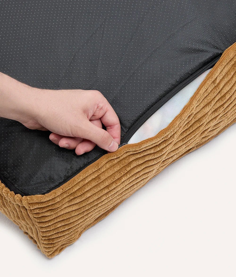 Cama Cuadra de pana Cafide