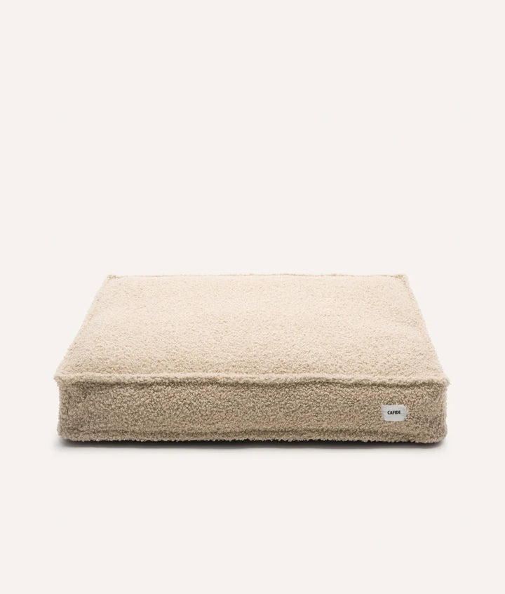 Cama Cuadra de borreguito Beige Cafide