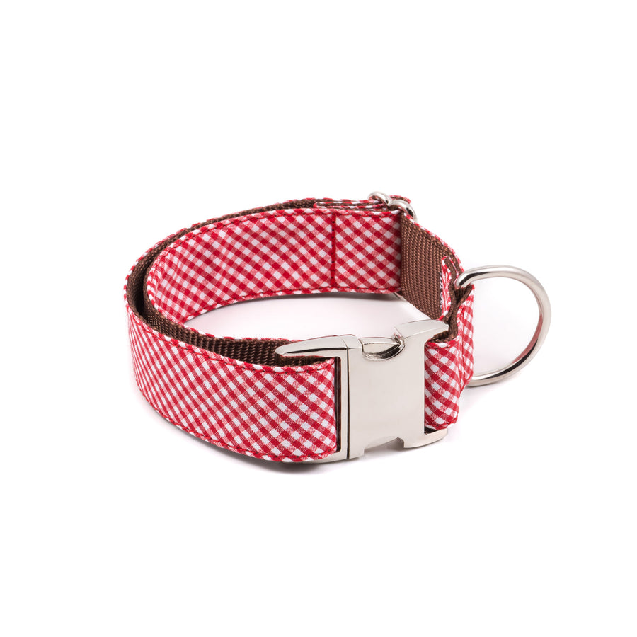 Detalle del collar para perro Brott Miralles con tejido estampado y cinta de nailon marrón resistente