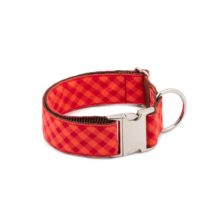 Collar para perro Granada Brott con hebilla metálica de aluminio y estampado geométrico rosa y naranja