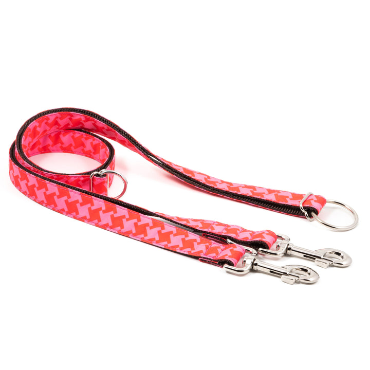Correa para perro Brott modelo Miralles con estampado Vichy rojo y blanco, fabricada a mano en España