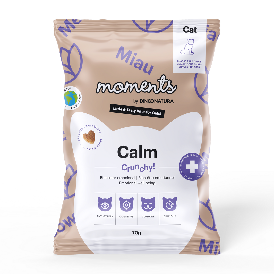 Bolsa de snacks Natura Diet Moments Cat Calm para gatos, 70g, alimento complementario natural con valeriana y espirulina para reducir el estrés y favorecer el bienestar emocional.