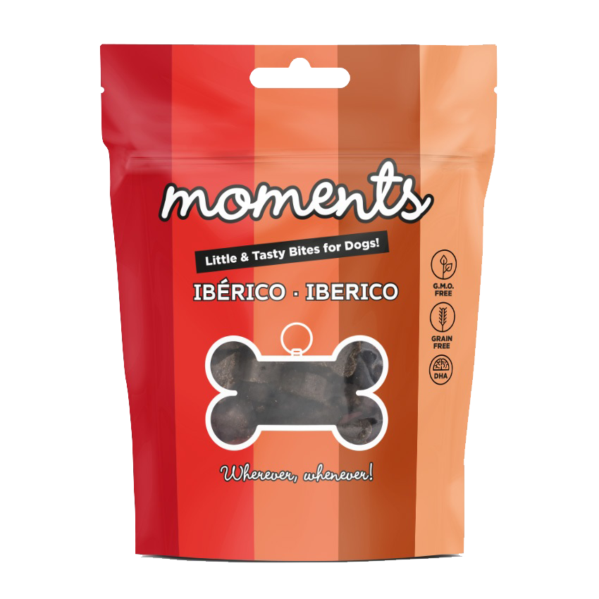 Bolsa de snacks Natura Diet Moments Dog Ibérico para perros, 60g, alimento complementario natural con cerdo ibérico y DHA, sin cereales, que favorece la piel, el pelo y la salud digestiva.