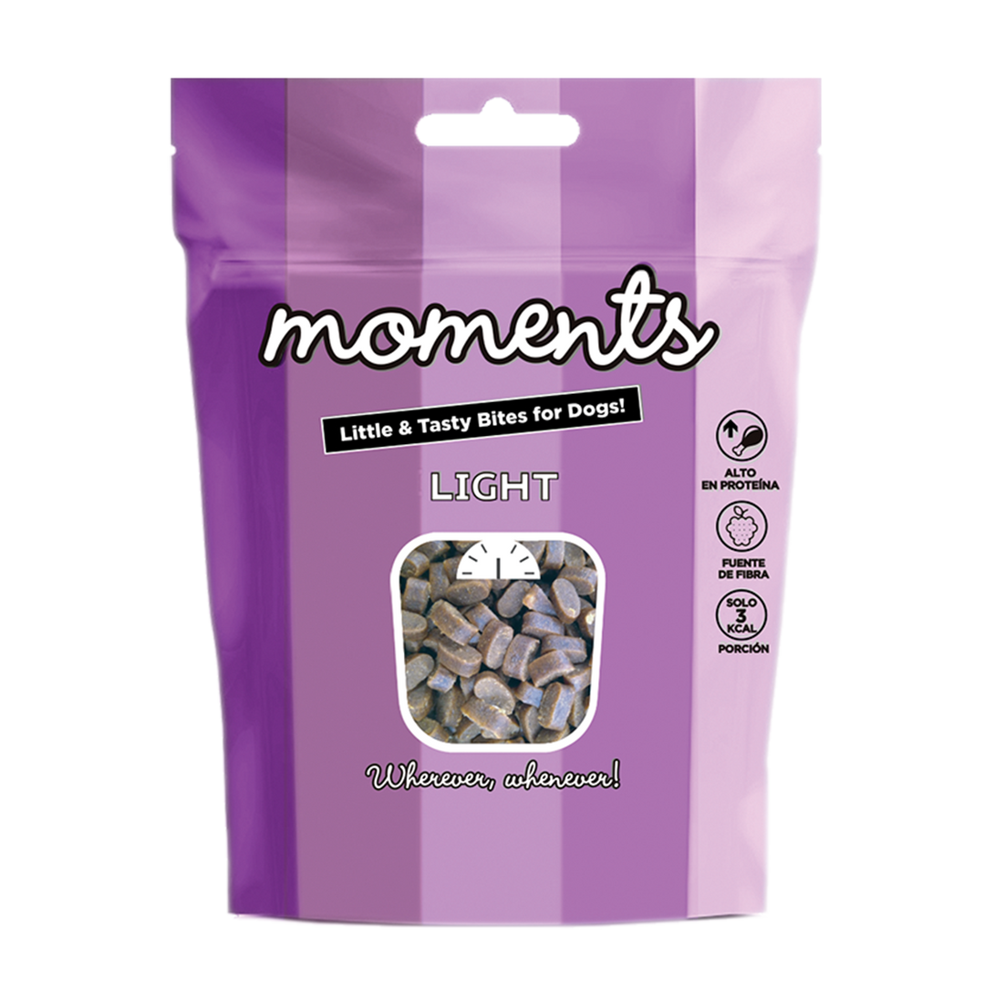 Bolsa de snacks Natura Diet Moments Dog Light para perros, 60g, alimento complementario natural con pavo y DHA, bajo en grasa y sin cereales, ideal para el control de peso.