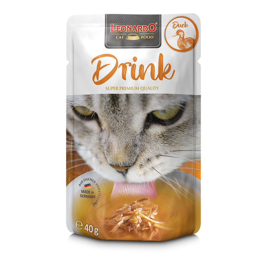 Leonardo Drink caldo de pato y pollo para gatos, alimento líquido complementario que favorece la hidratación.