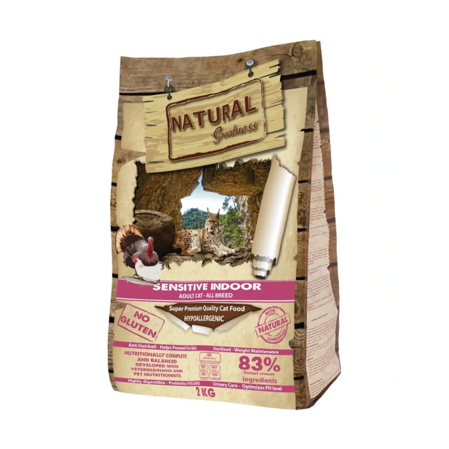 Saco de comida seca de gato, imagen de la portada del producto senstive indoor para gatos adultos de todas las razas.